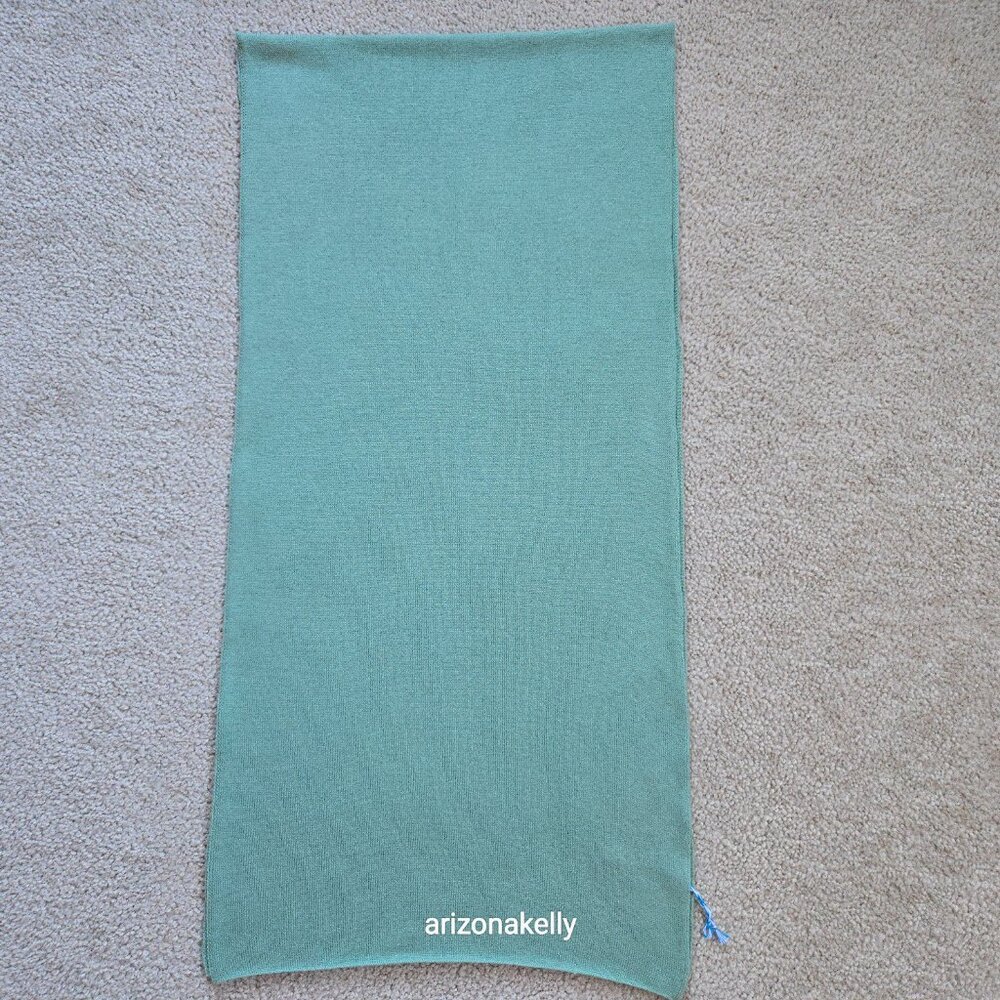 NWT Woolovers Cashmere Knit Scarf Sage Green